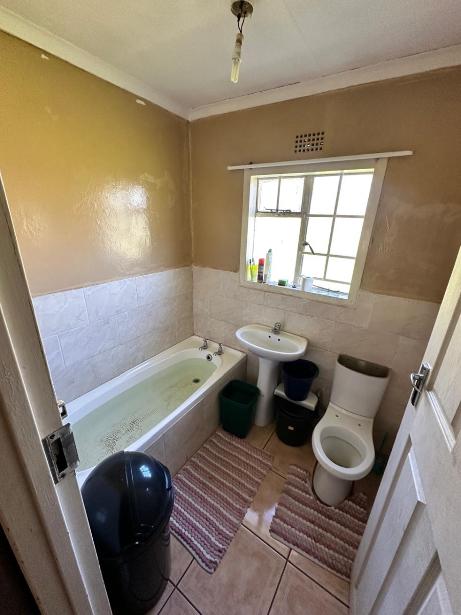 3 Bedroom Property for Sale in Ezibeleni Eastern Cape